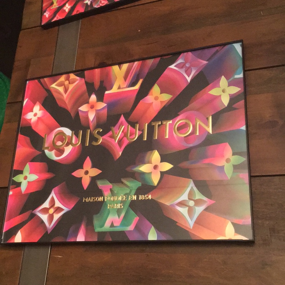 Louis Vuitton logo bag with free frame - Picture 5 of 5